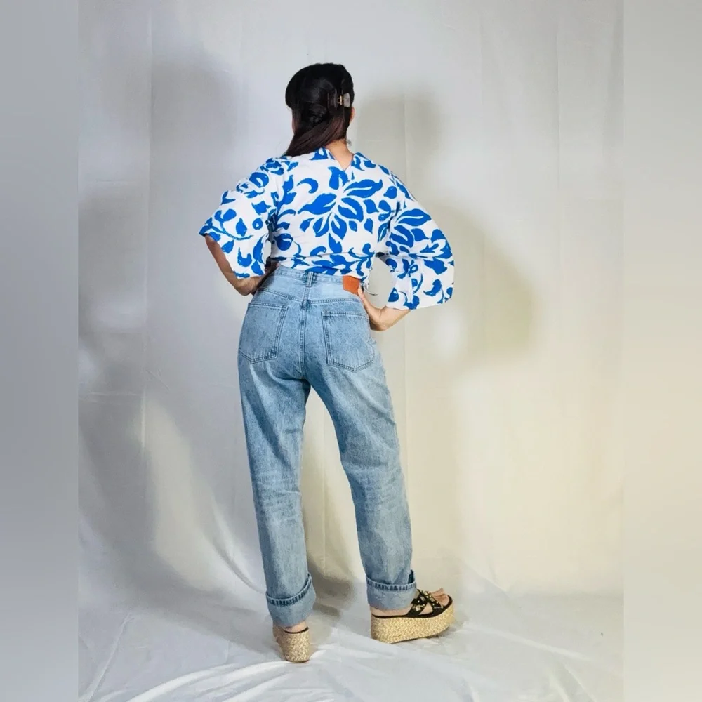 Zara Light Blue Relaxed Fit Jeans